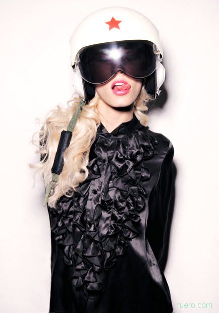 Chris Heads : �������� �������