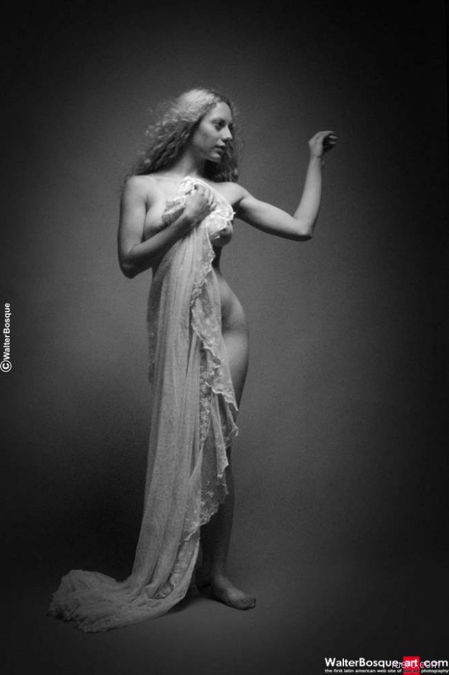 Maria Venus: черно-белое