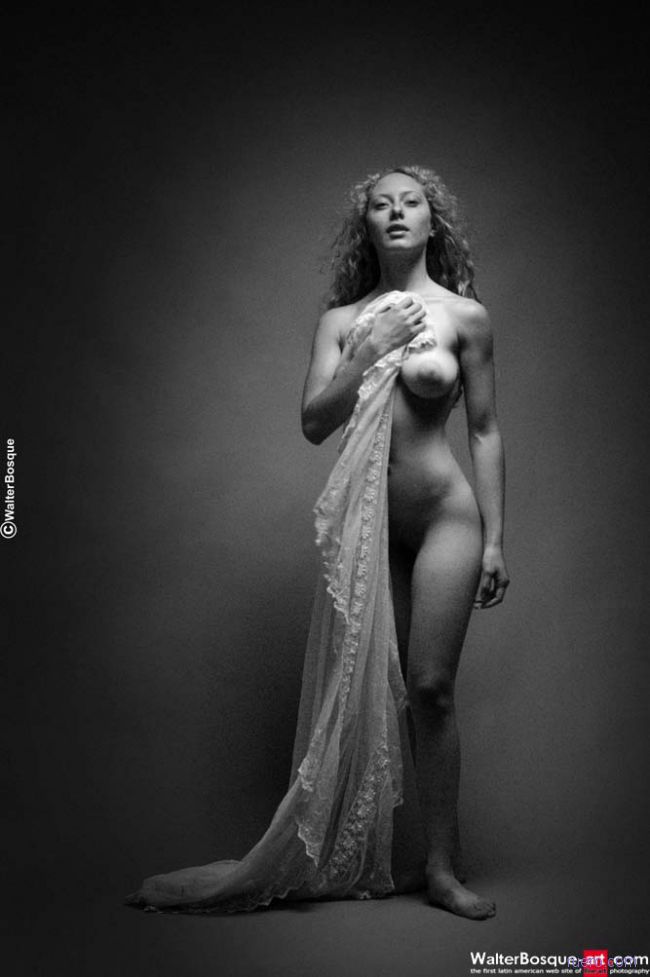 Maria Venus: черно-белое